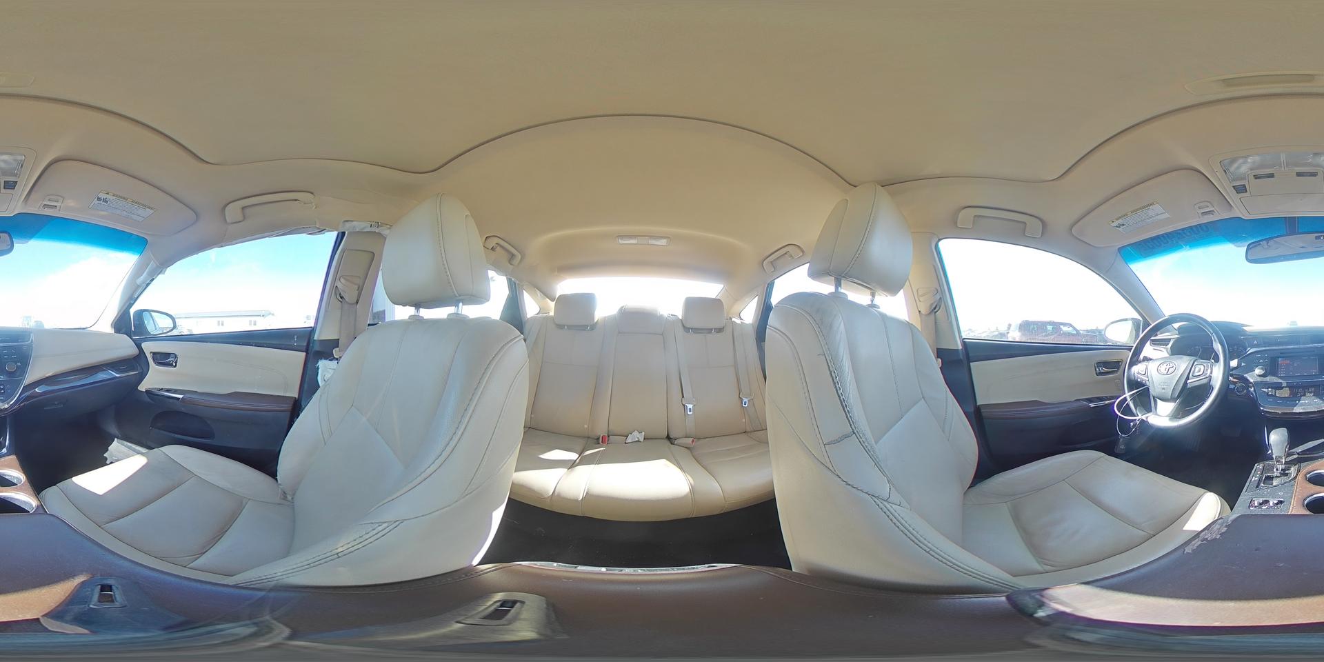 2013 TOYOTA Avalon