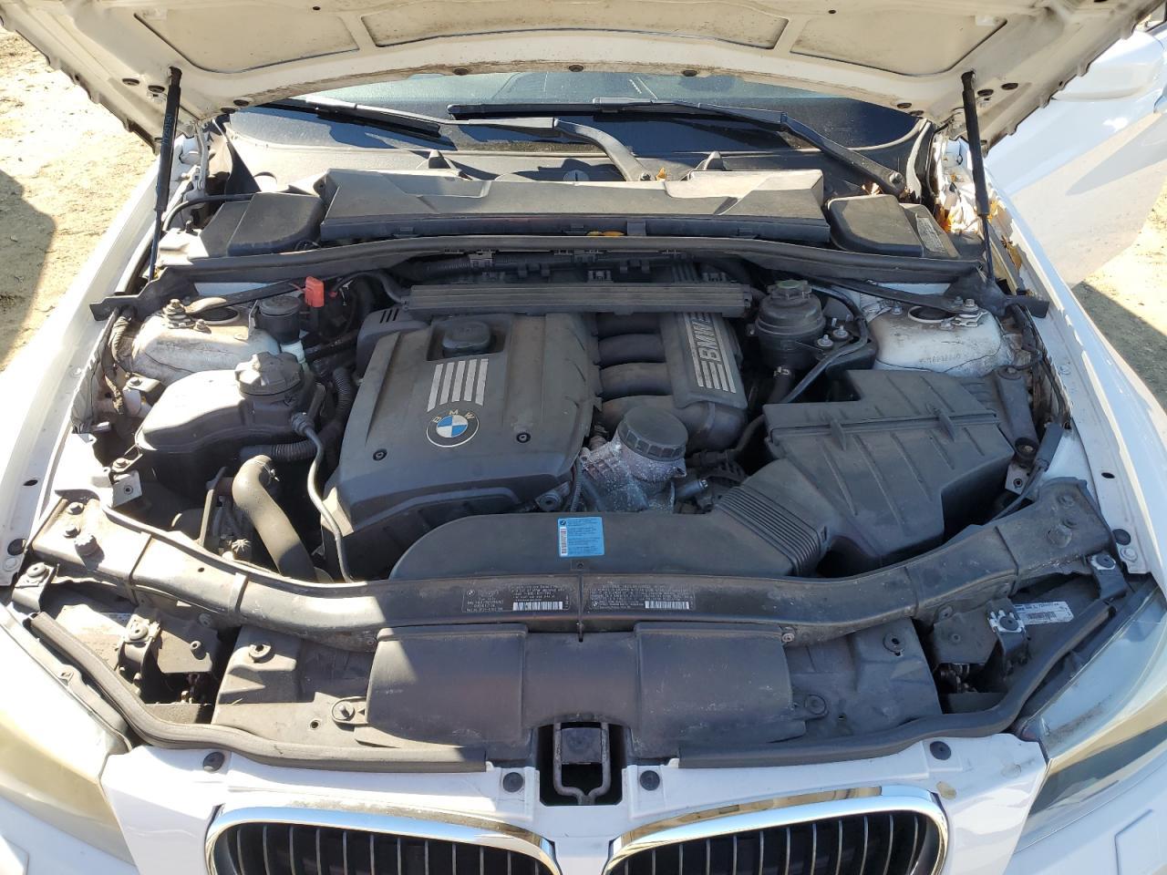 2011 BMW 3 SERIES