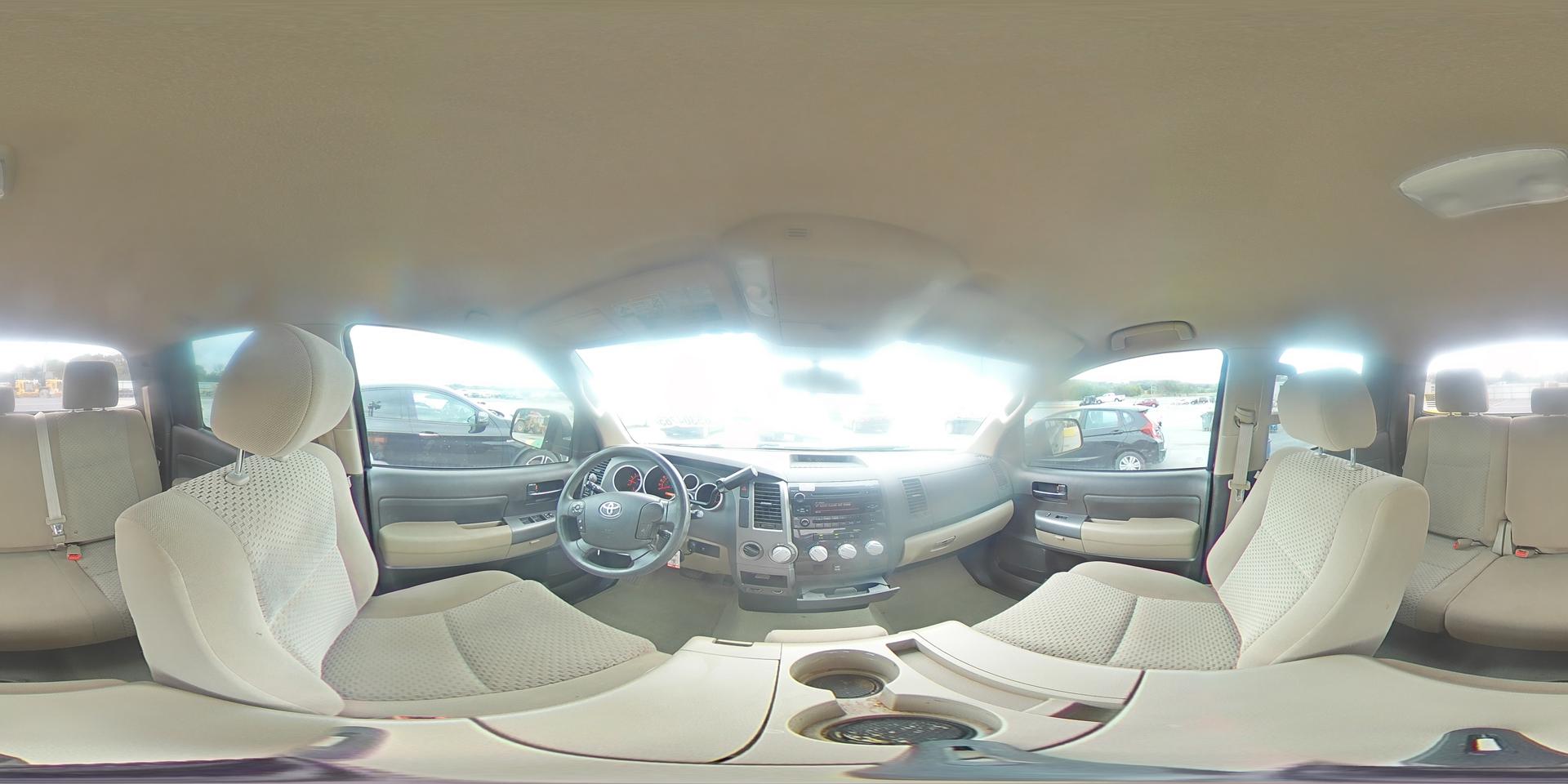 2011 TOYOTA TUNDRA