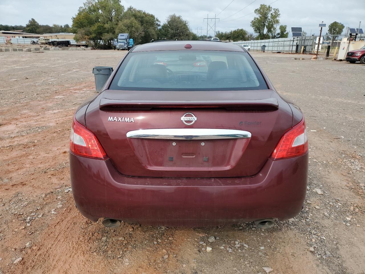 2010 NISSAN Maxima