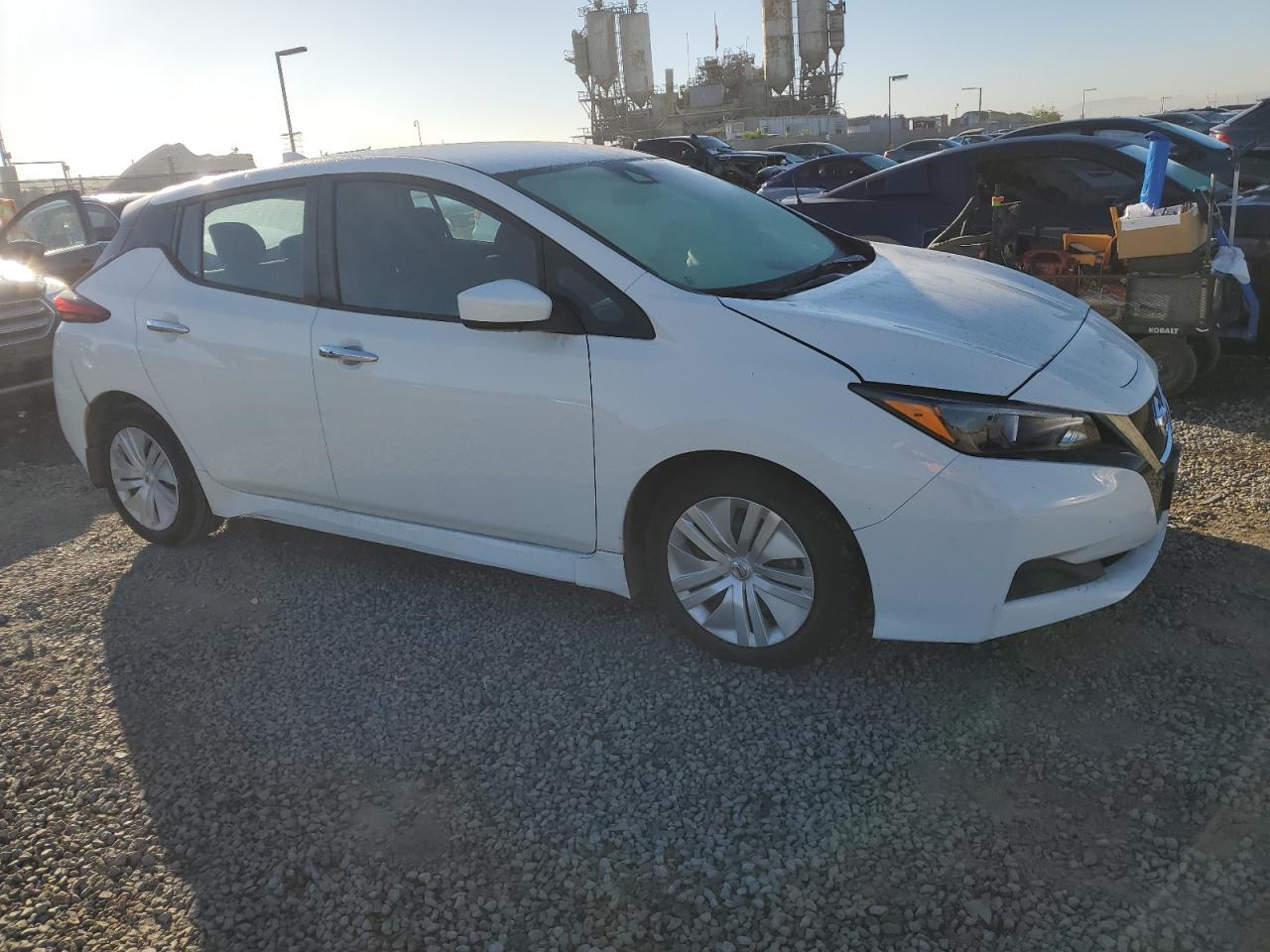 2020 NISSAN LEAF
