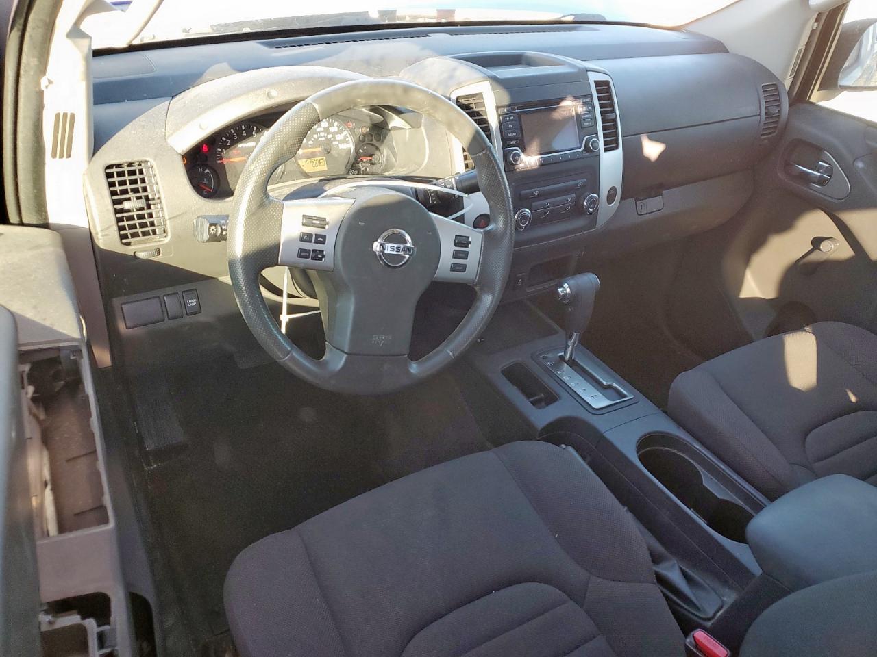 2017 NISSAN Frontier