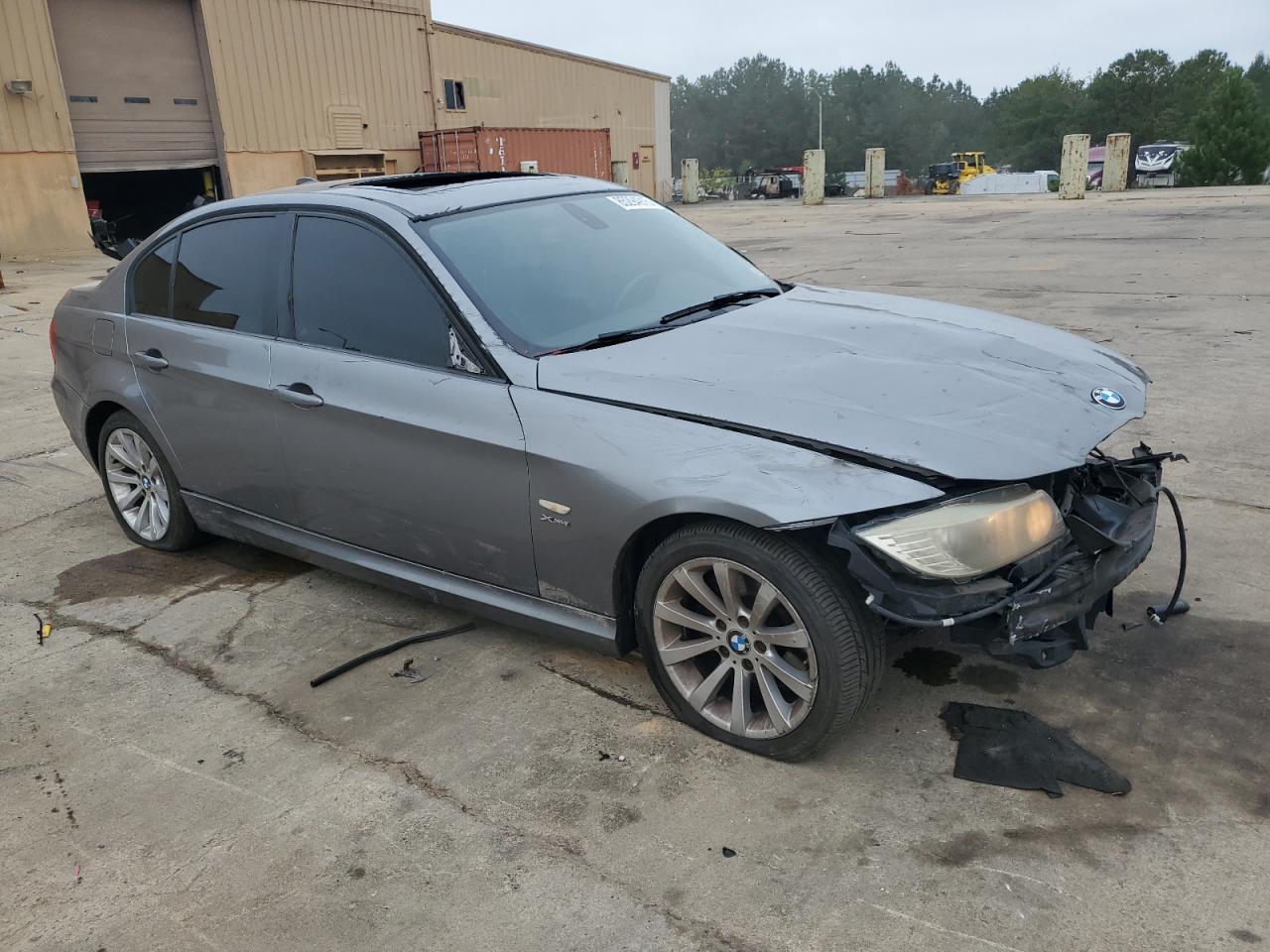 2011 BMW 3 SERIES