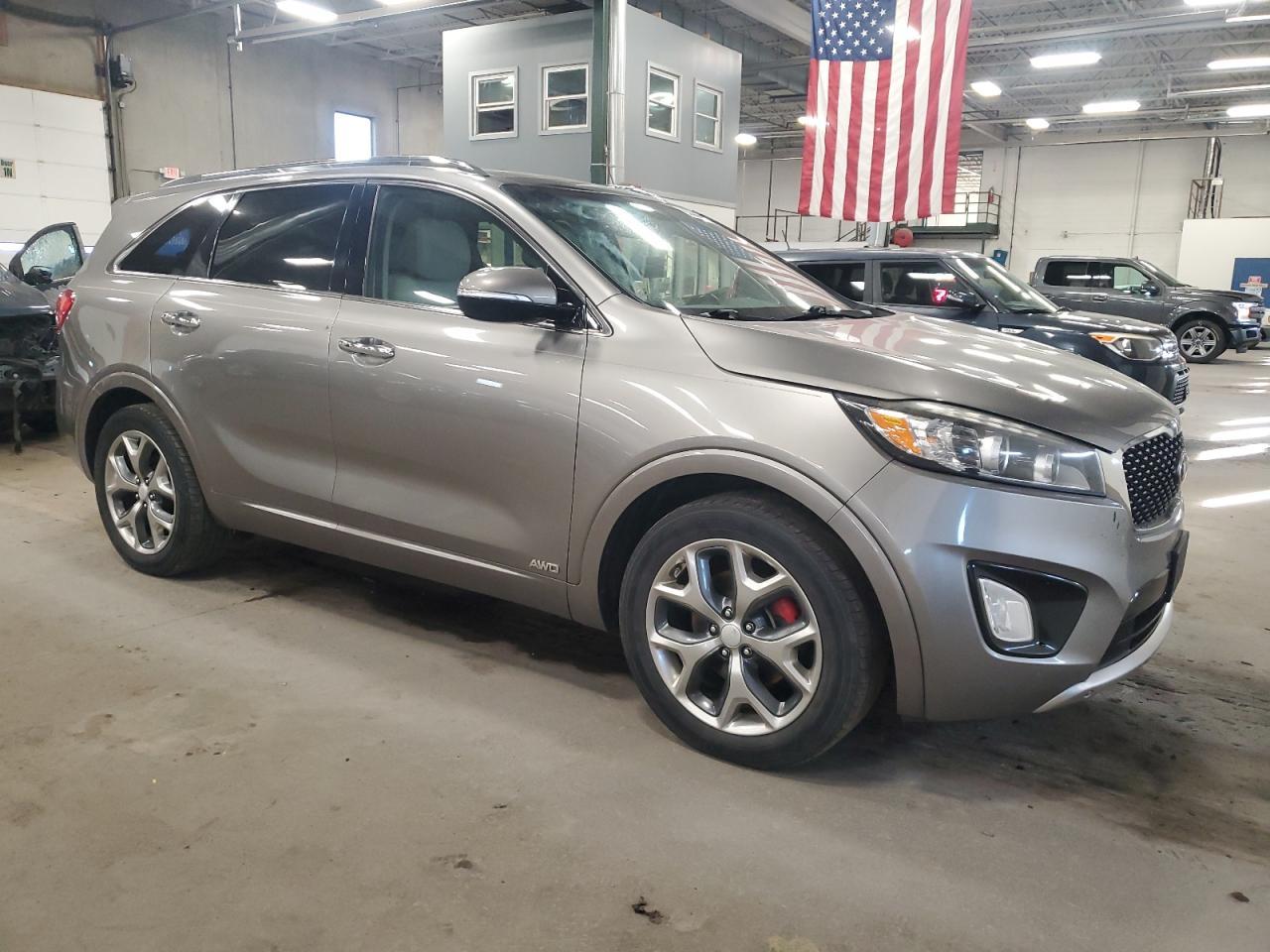 2016 KIA SORENTO