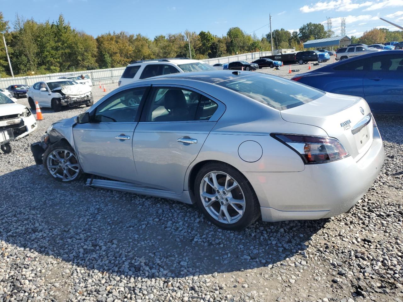 2013 NISSAN Maxima