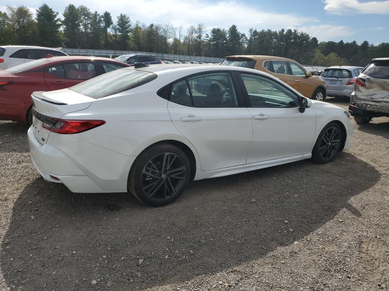 2025 TOYOTA CAMRY