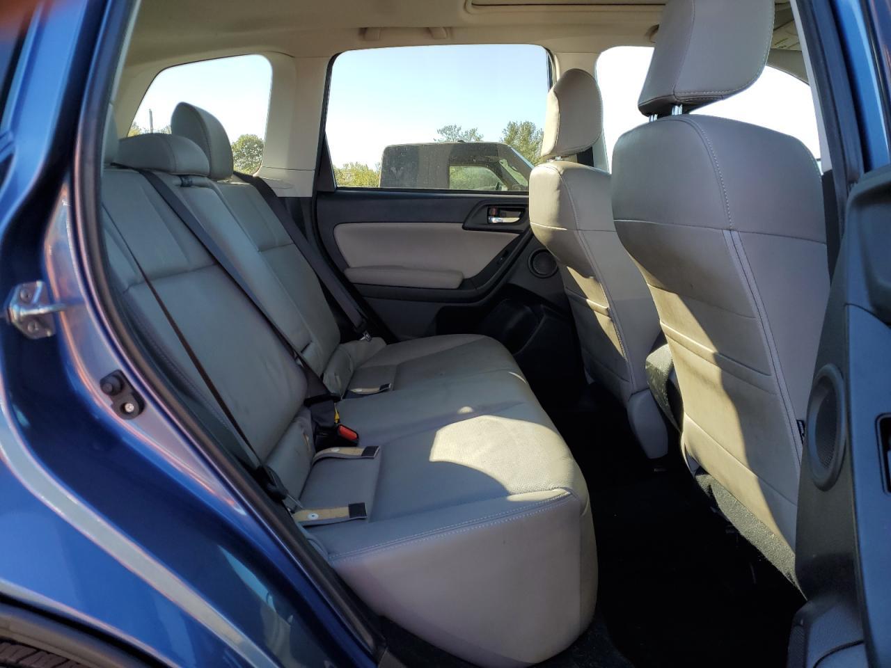 2015 SUBARU FORESTER