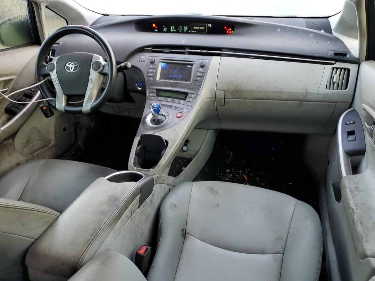 2014 TOYOTA PRIUS