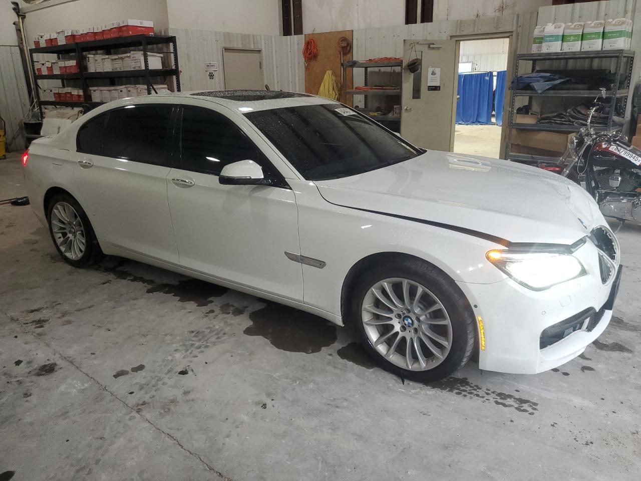 2013 BMW 7 series