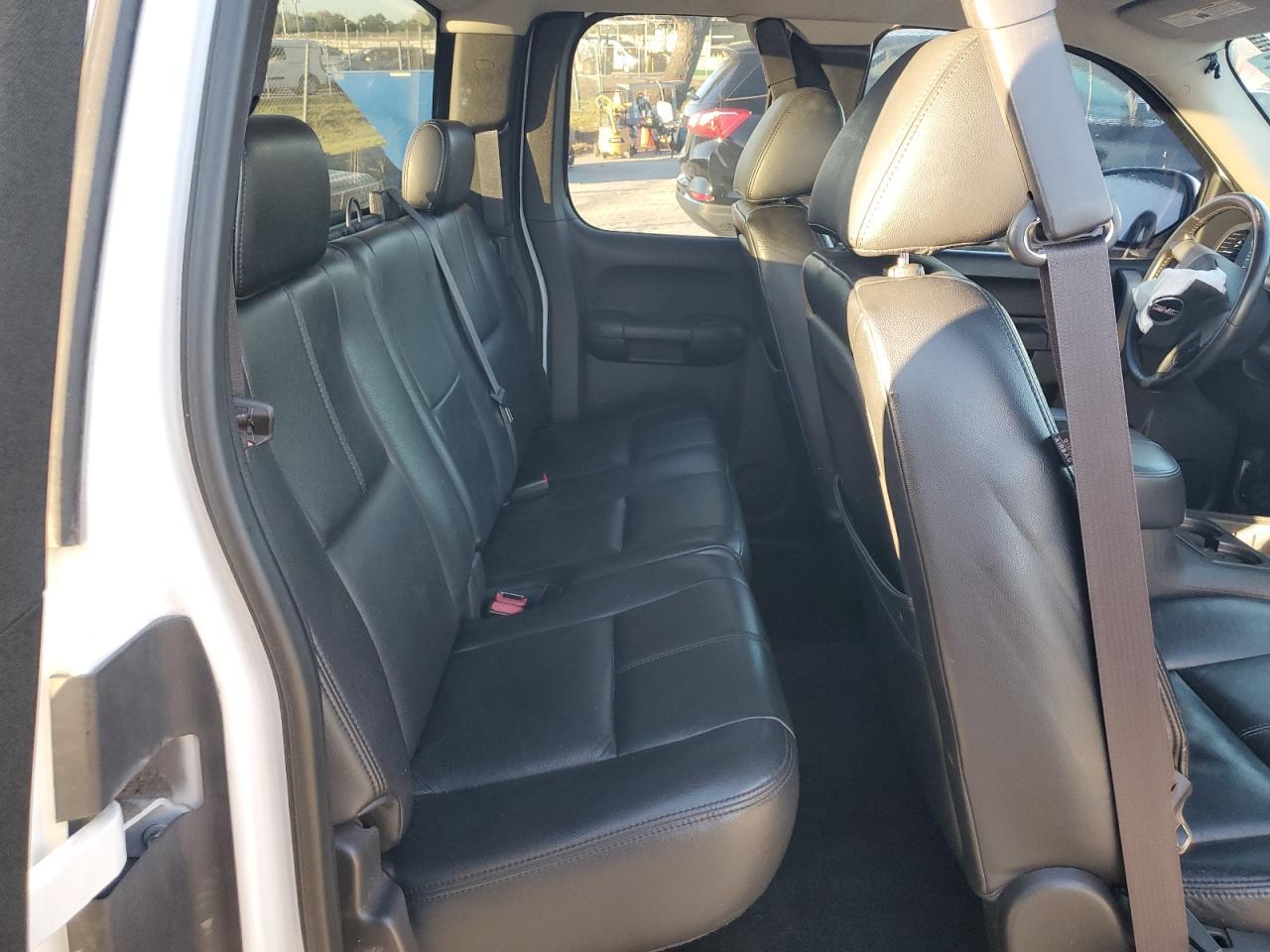 2010 GMC Sierra