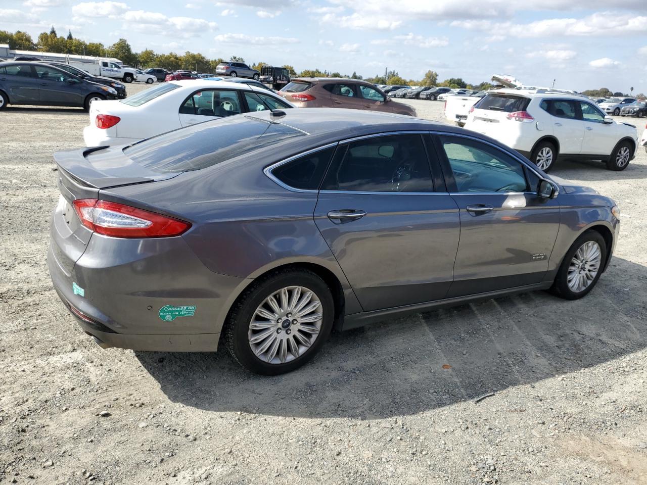 2013 FORD FUSION