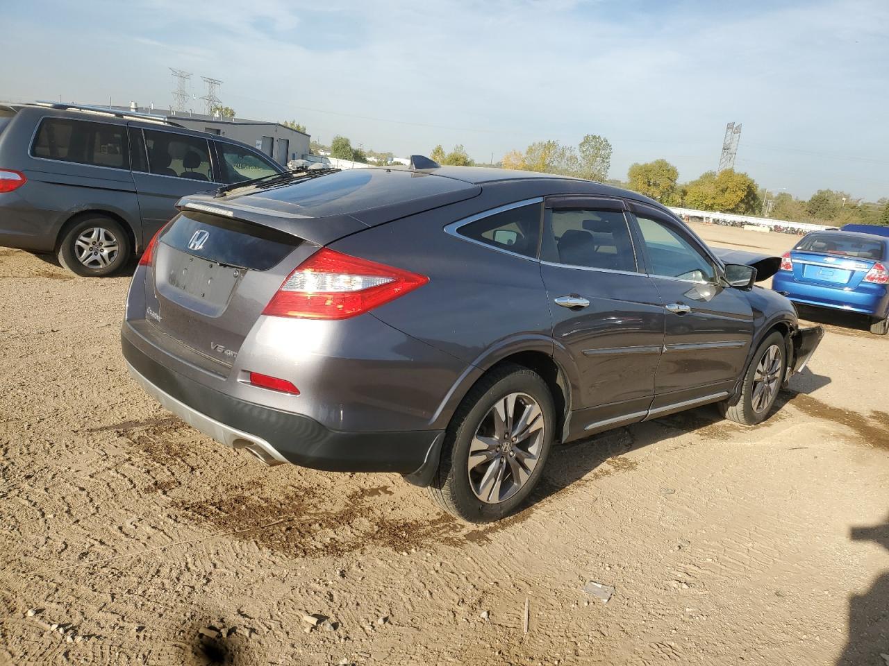 2015 HONDA Crosstour