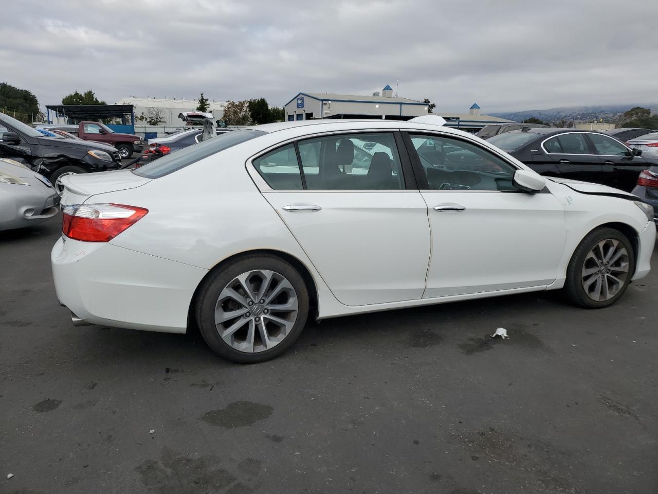 2015 HONDA ACCORD