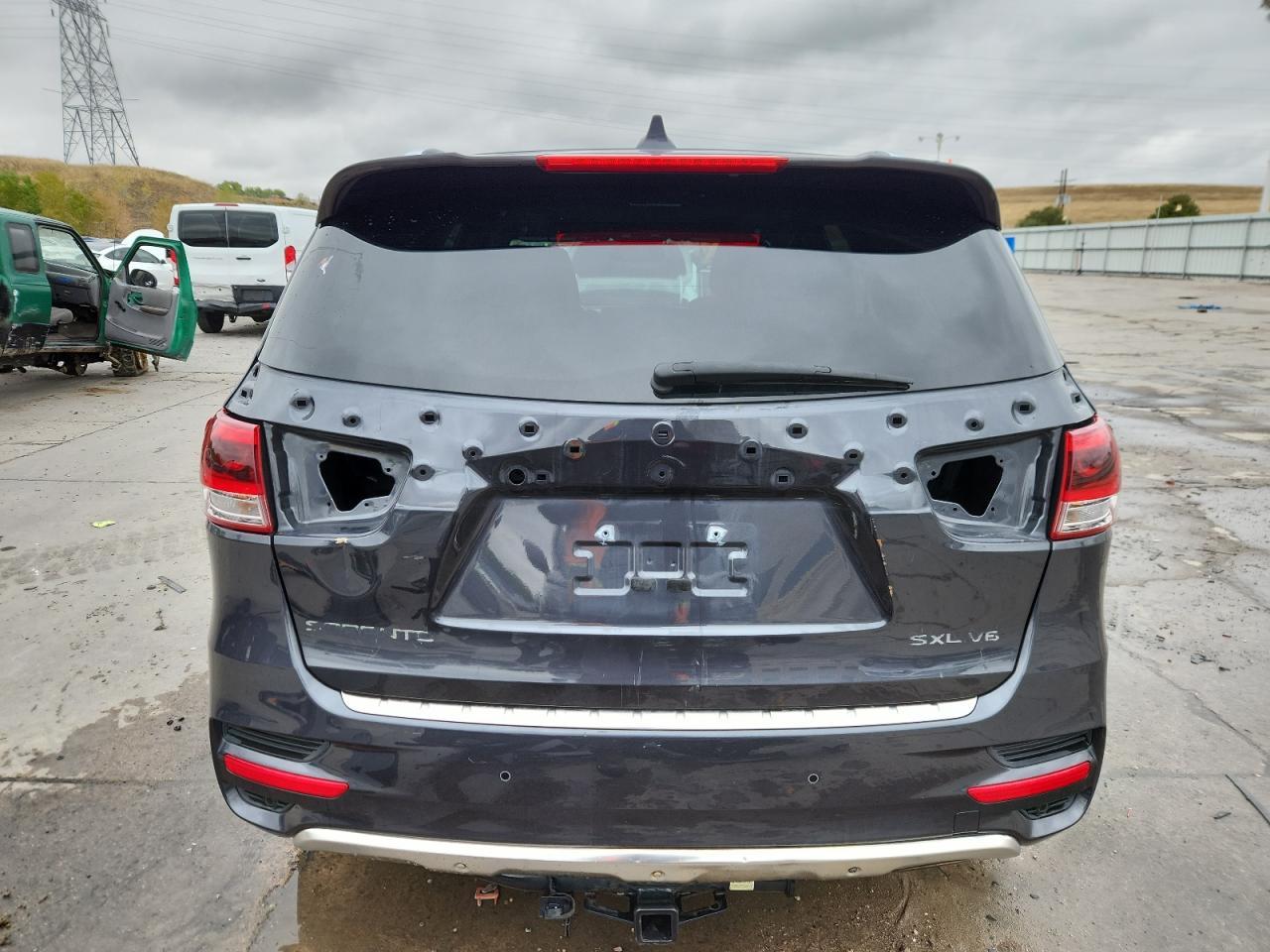 2016 KIA SORENTO