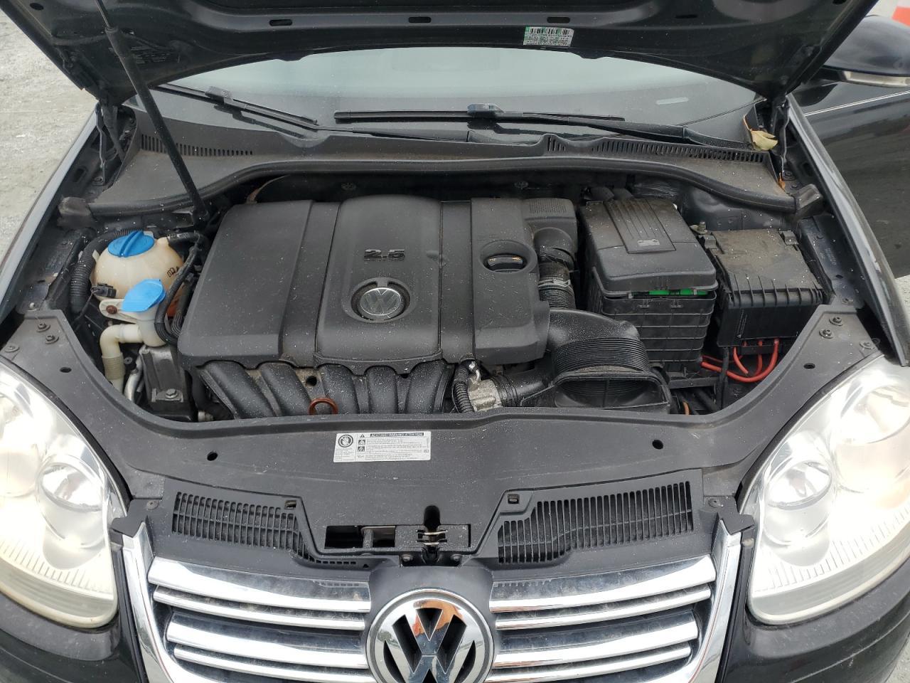 2010 VOLKSWAGEN JETTA