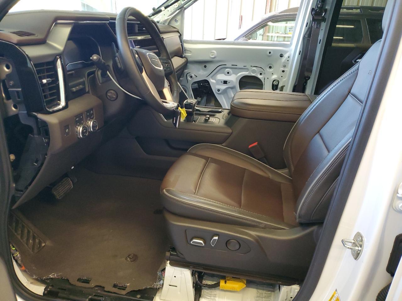 2023 GMC Sierra