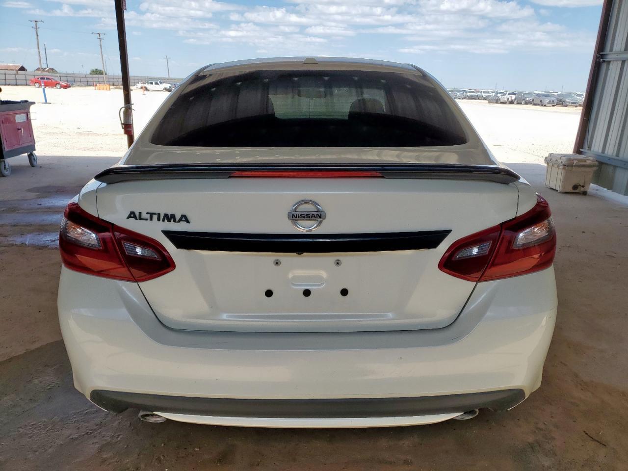 2018 NISSAN ALTIMA