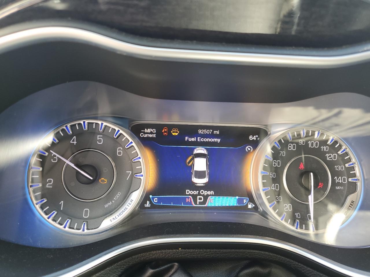 2015 CHRYSLER 200