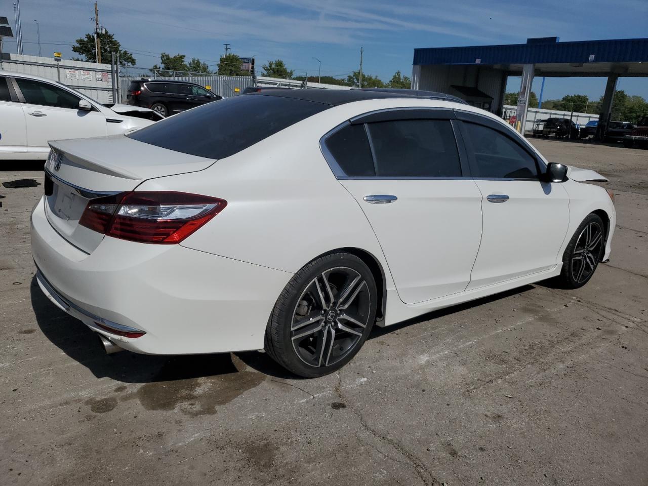 2016 HONDA ACCORD