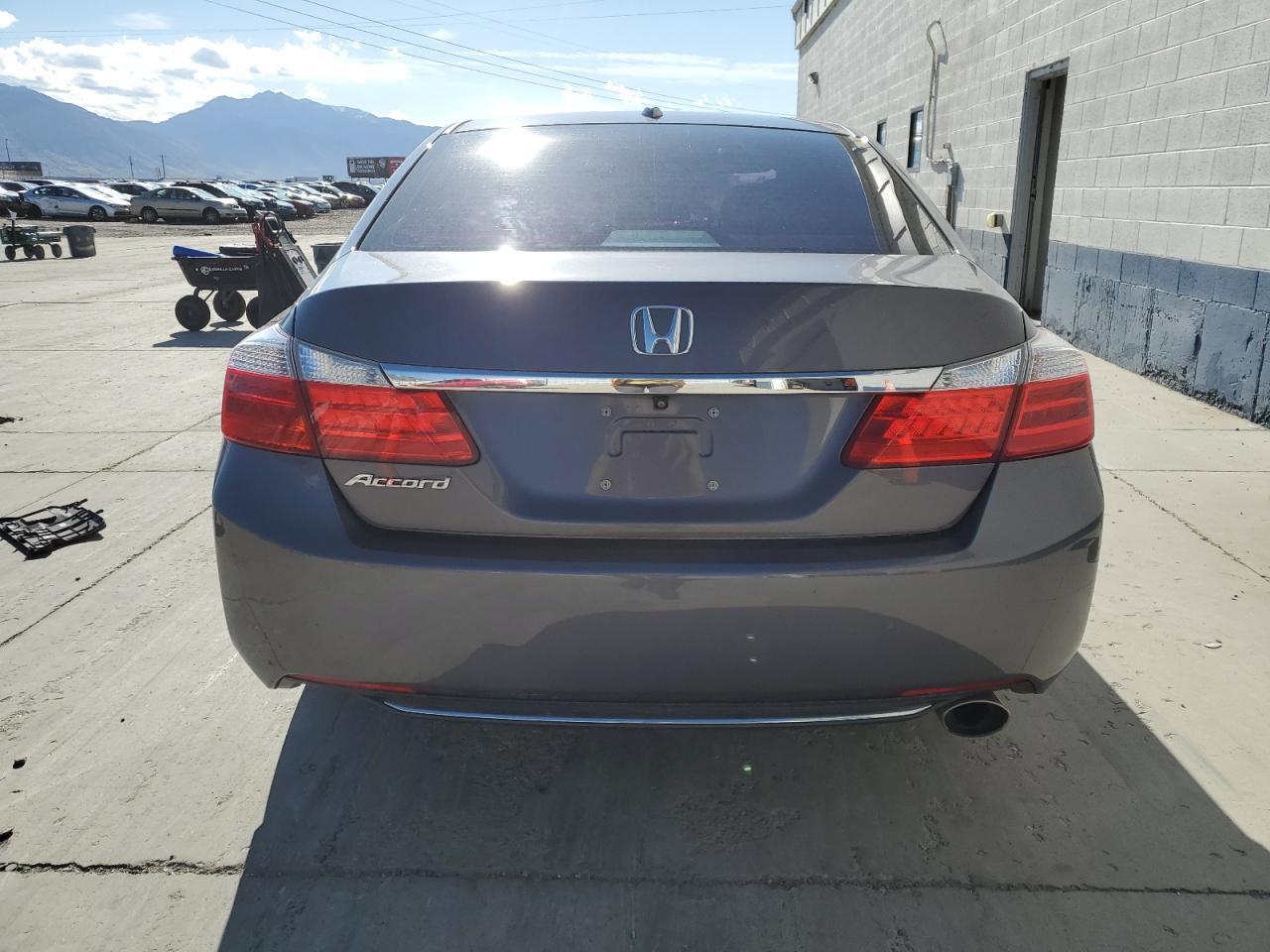 2015 HONDA ACCORD