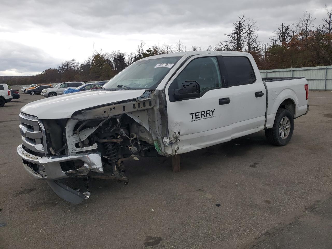 2015 FORD F-150