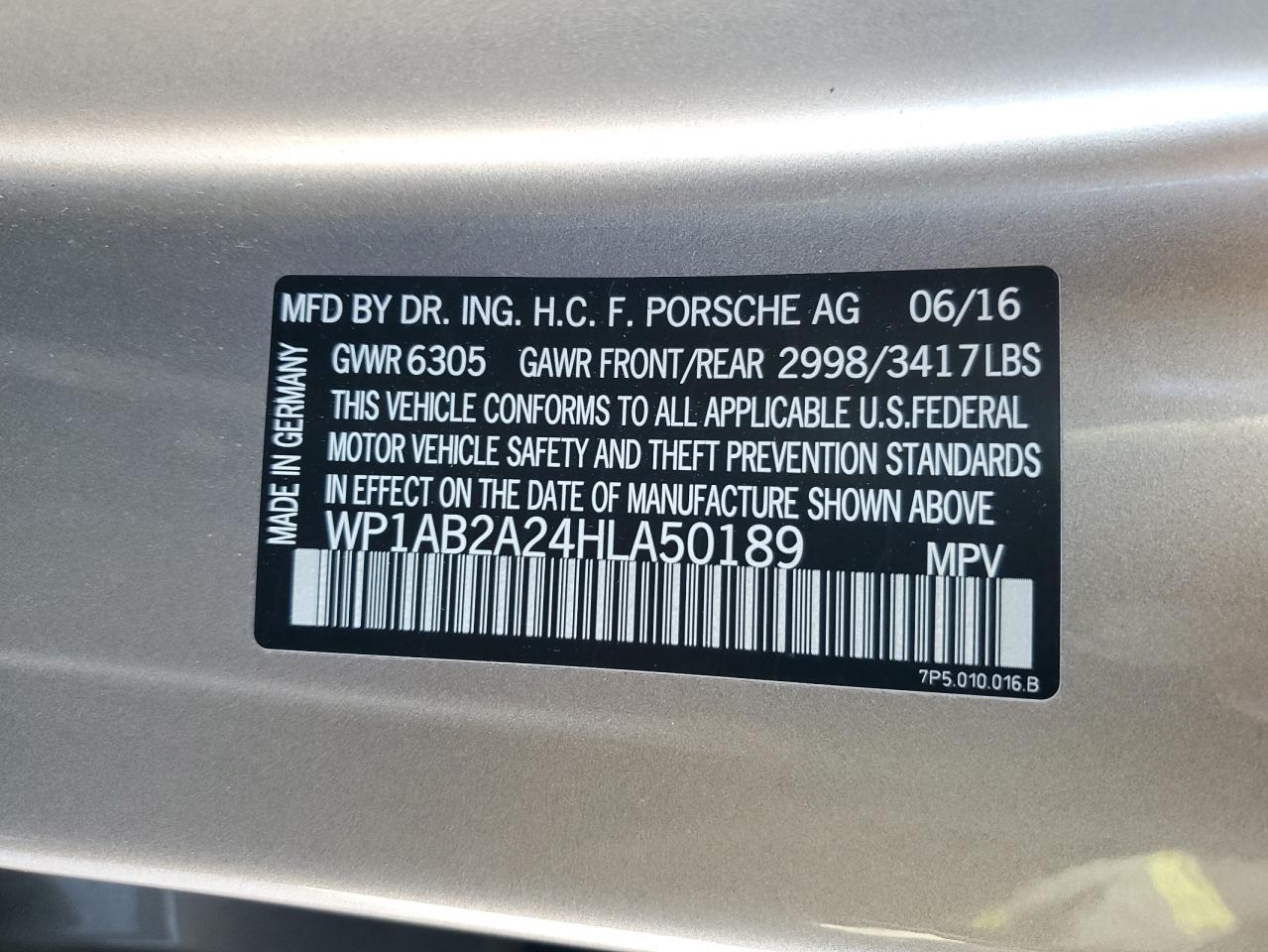 2017 PORSCHE CAYENNE