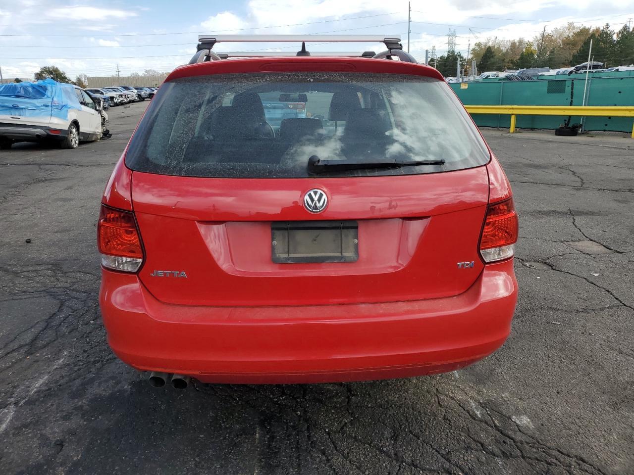 2011 VOLKSWAGEN JETTA