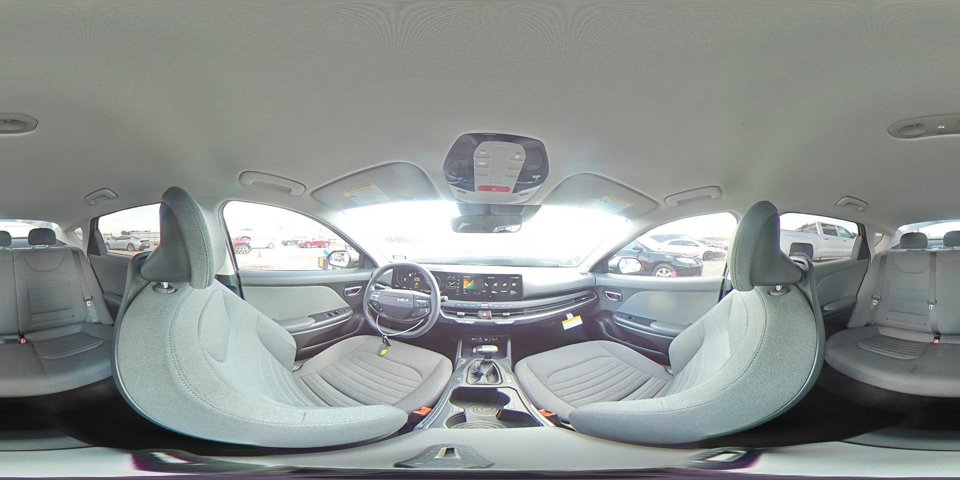 2025 KIA K4