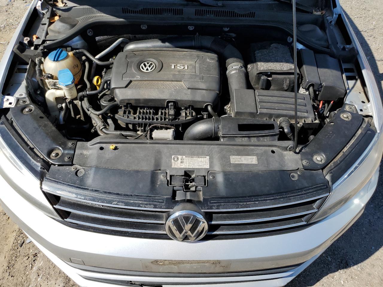 2015 VOLKSWAGEN JETTA