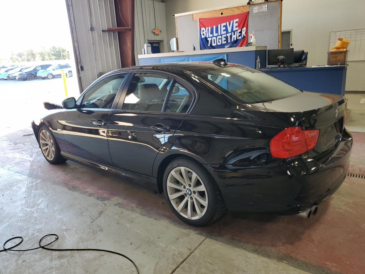 2011 BMW 3 SERIES