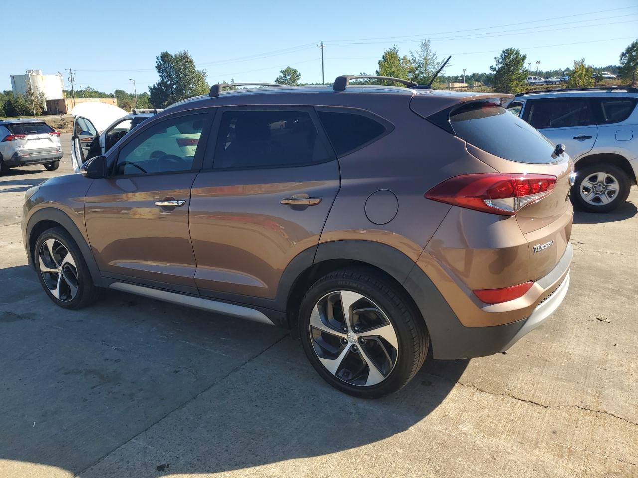 2017 HYUNDAI TUCSON