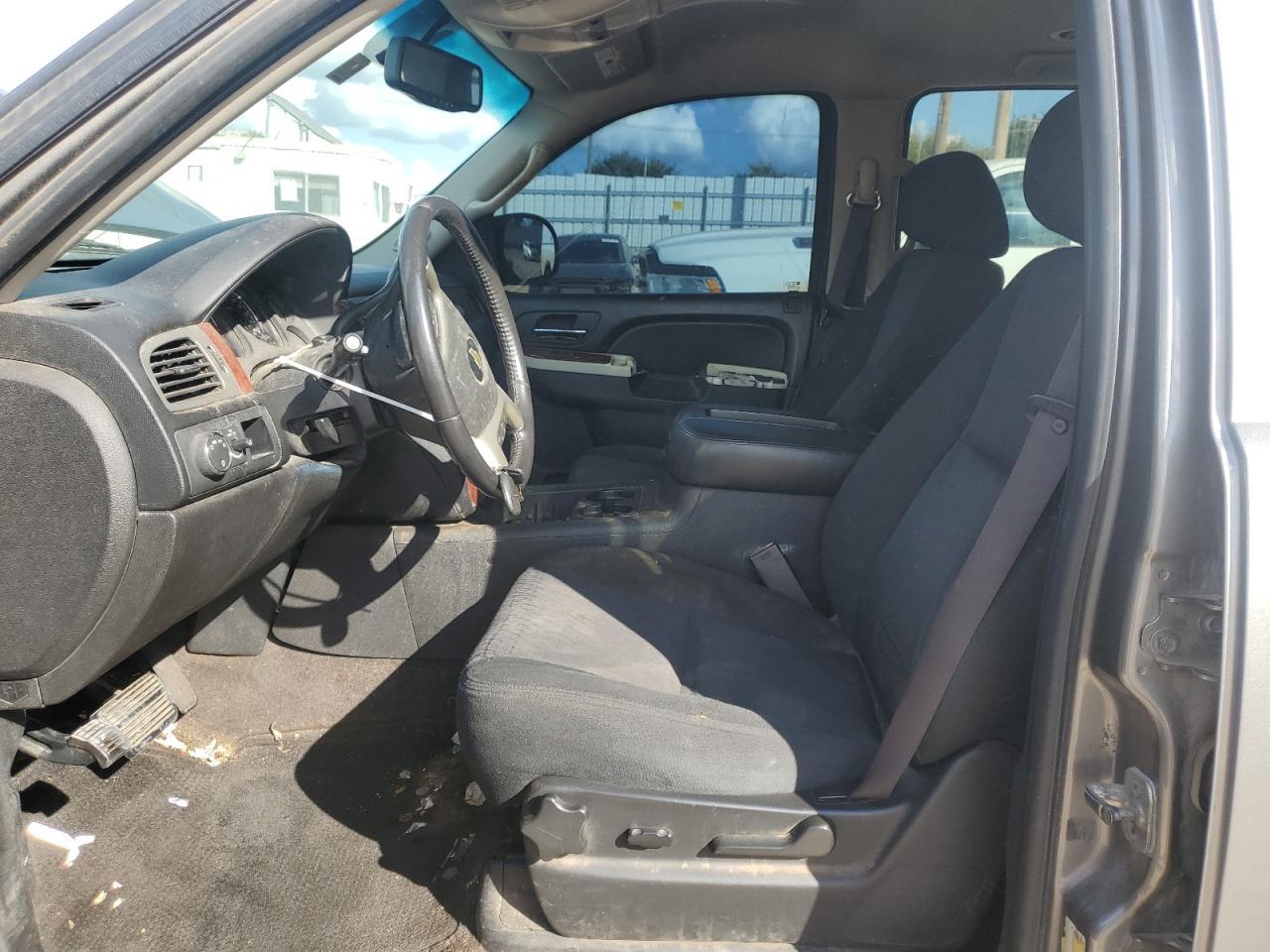 2012 CHEVROLET Suburban