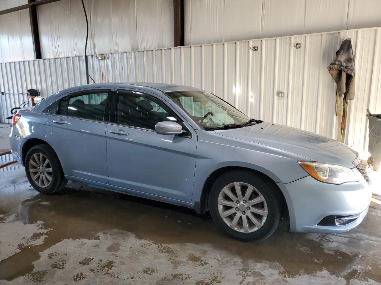 2014 CHRYSLER 200