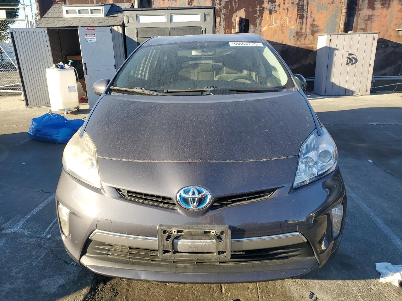 2014 TOYOTA Prius Plug-In