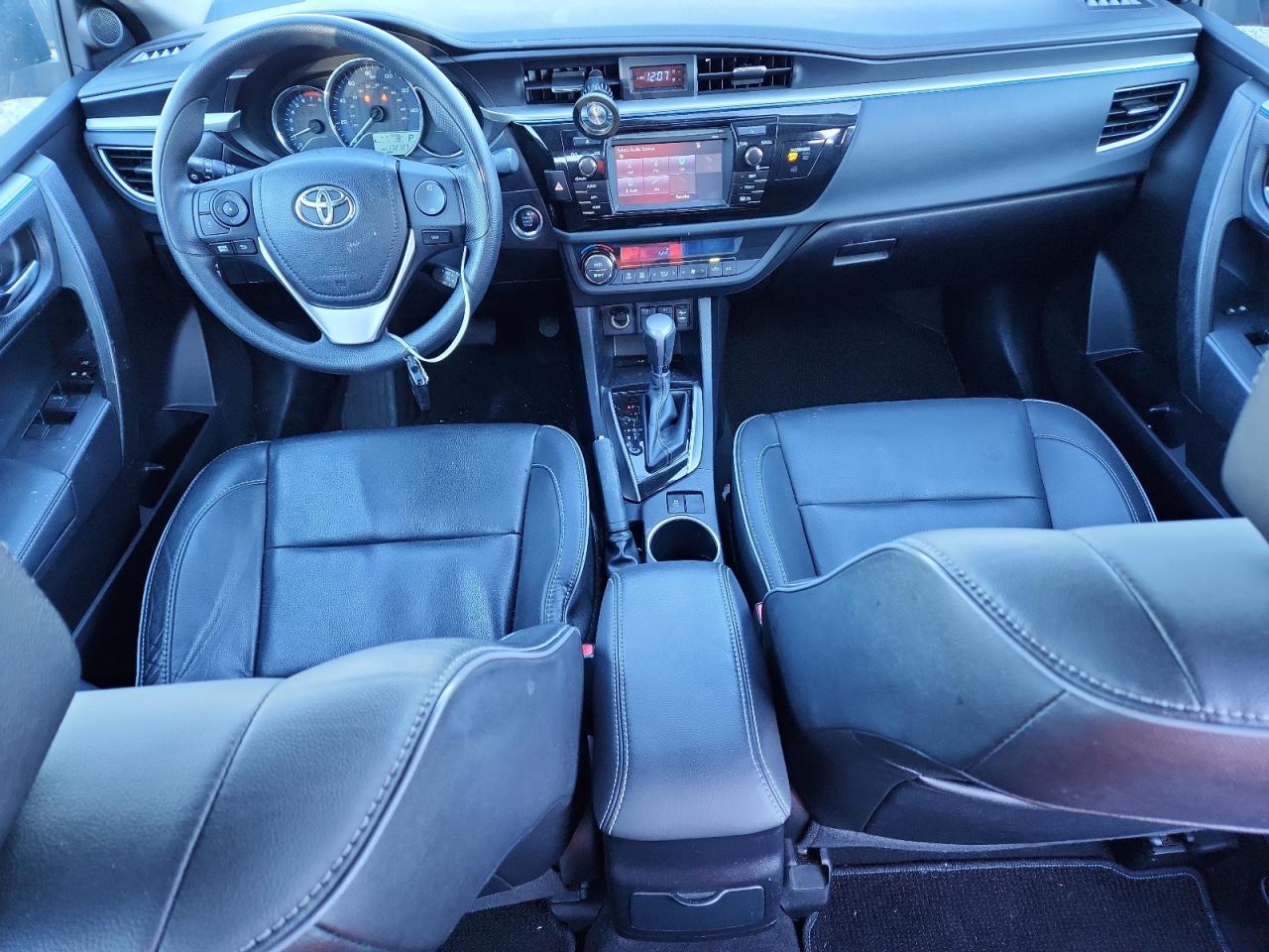 2015 TOYOTA COROLLA