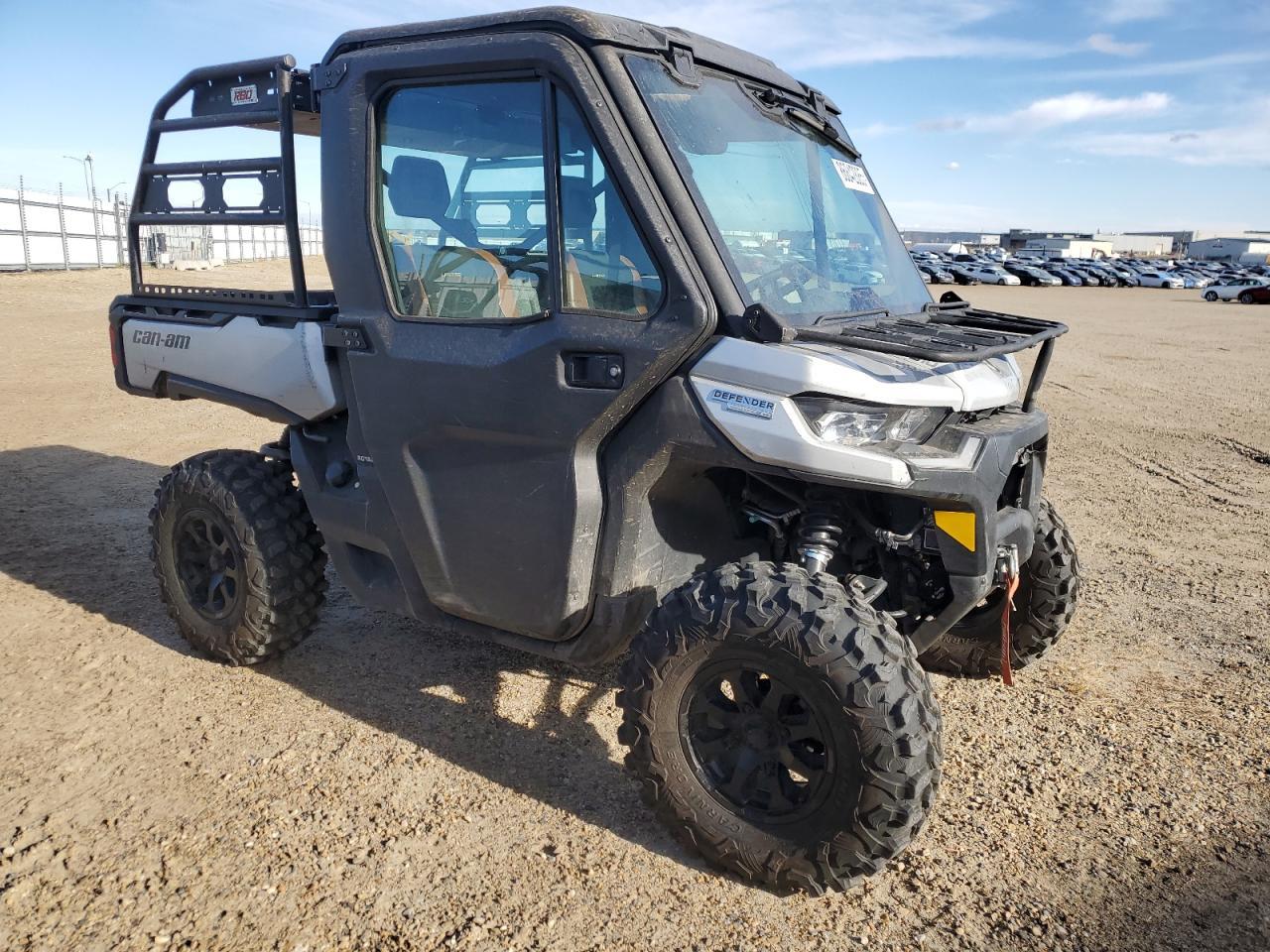2021 CAN-AM Defender