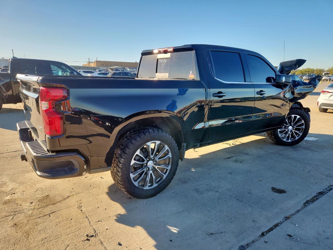 2023 CHEVROLET Silverado