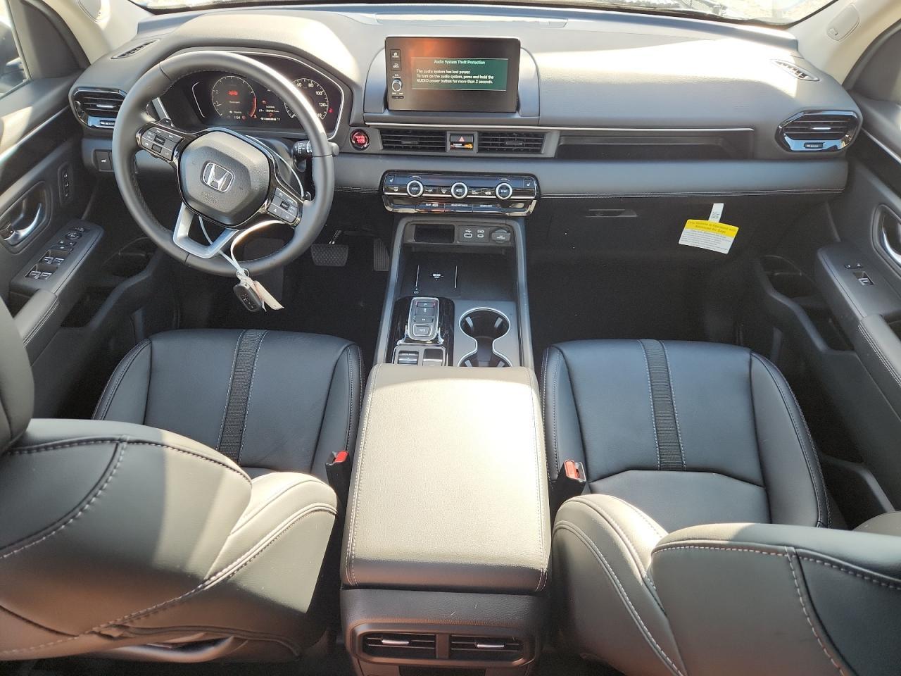 2025 HONDA PILOT