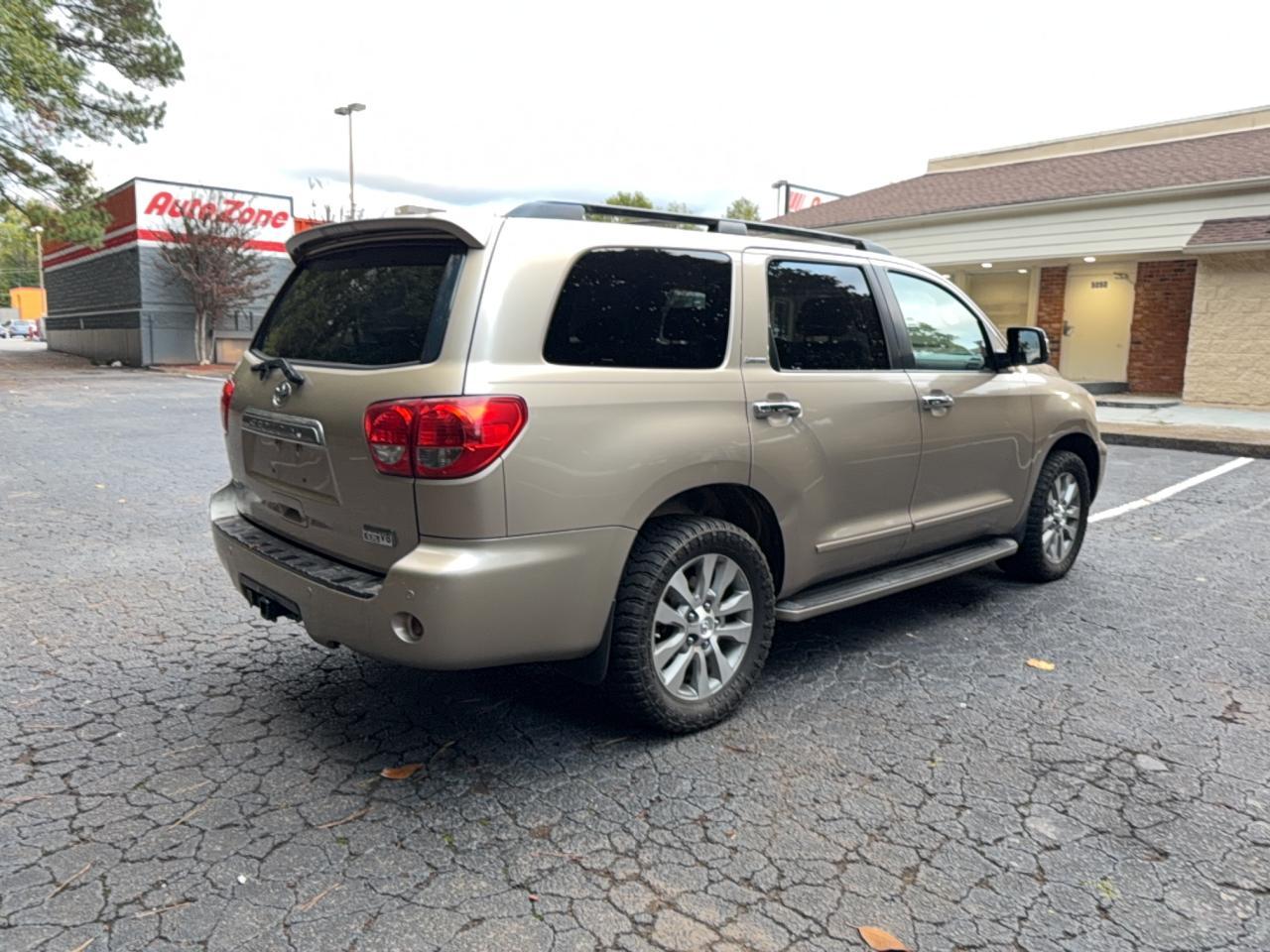 2008 TOYOTA Sequoia