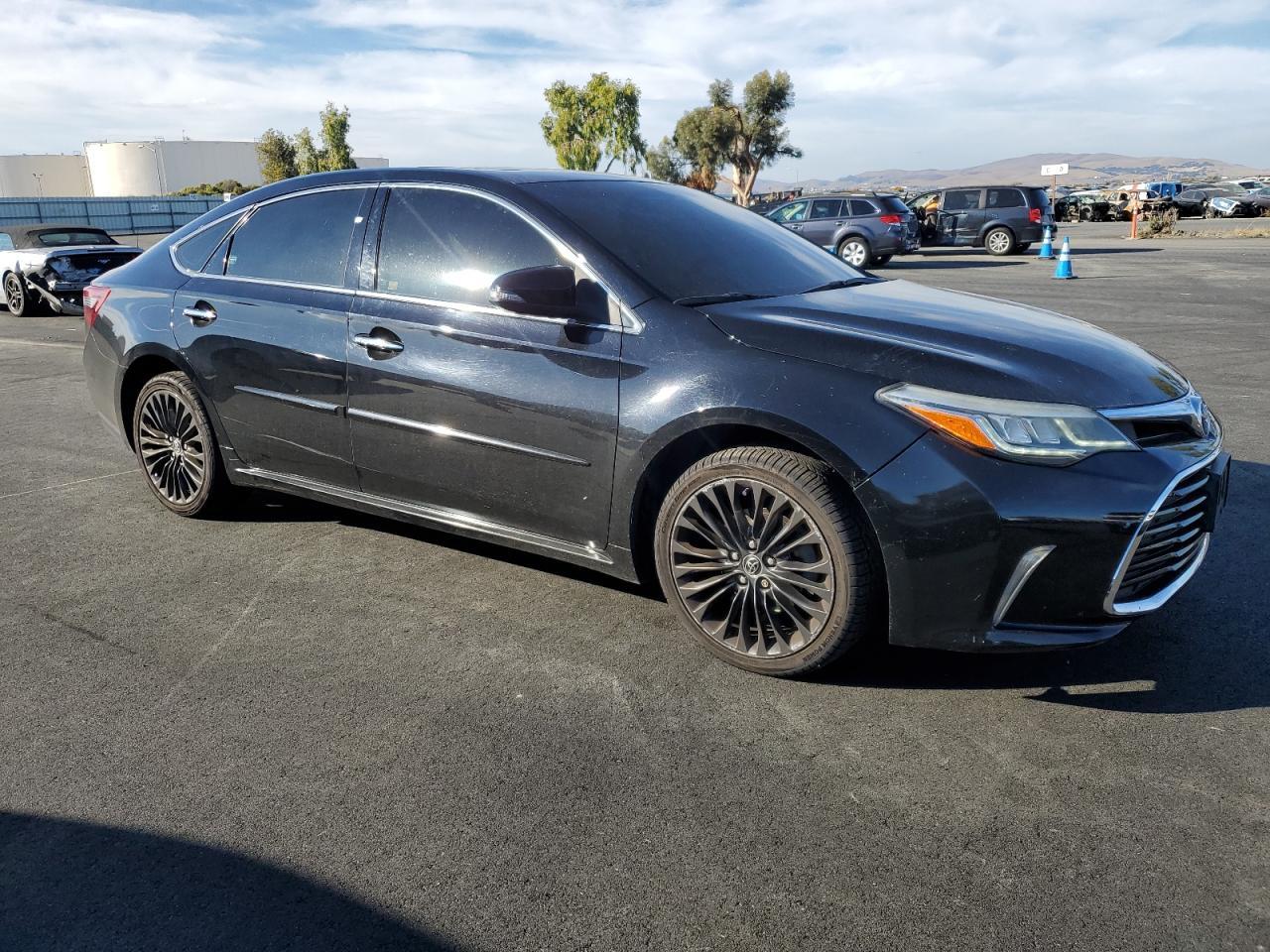 2016 TOYOTA Avalon