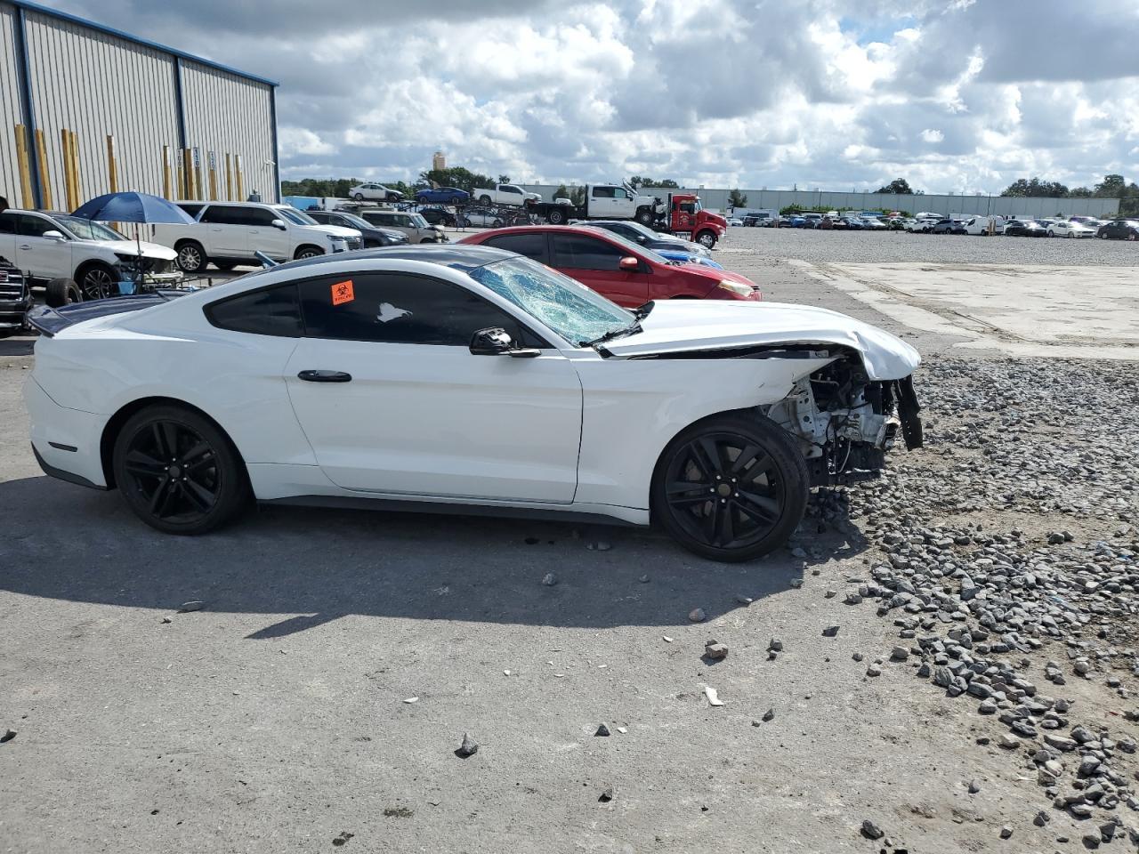 2017 FORD MUSTANG