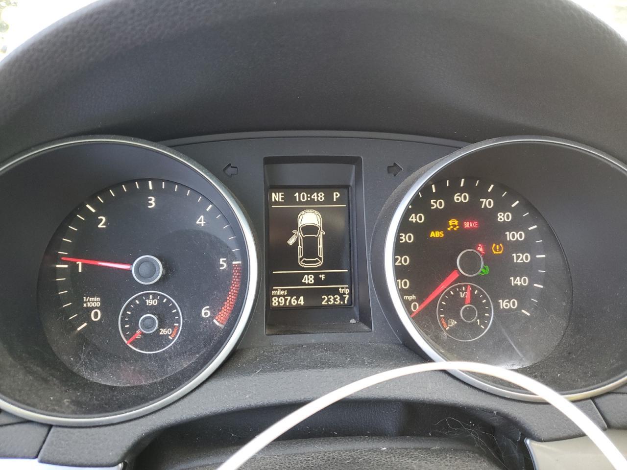 2011 VOLKSWAGEN GOLF