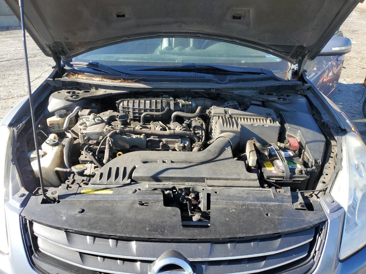 2010 NISSAN ALTIMA