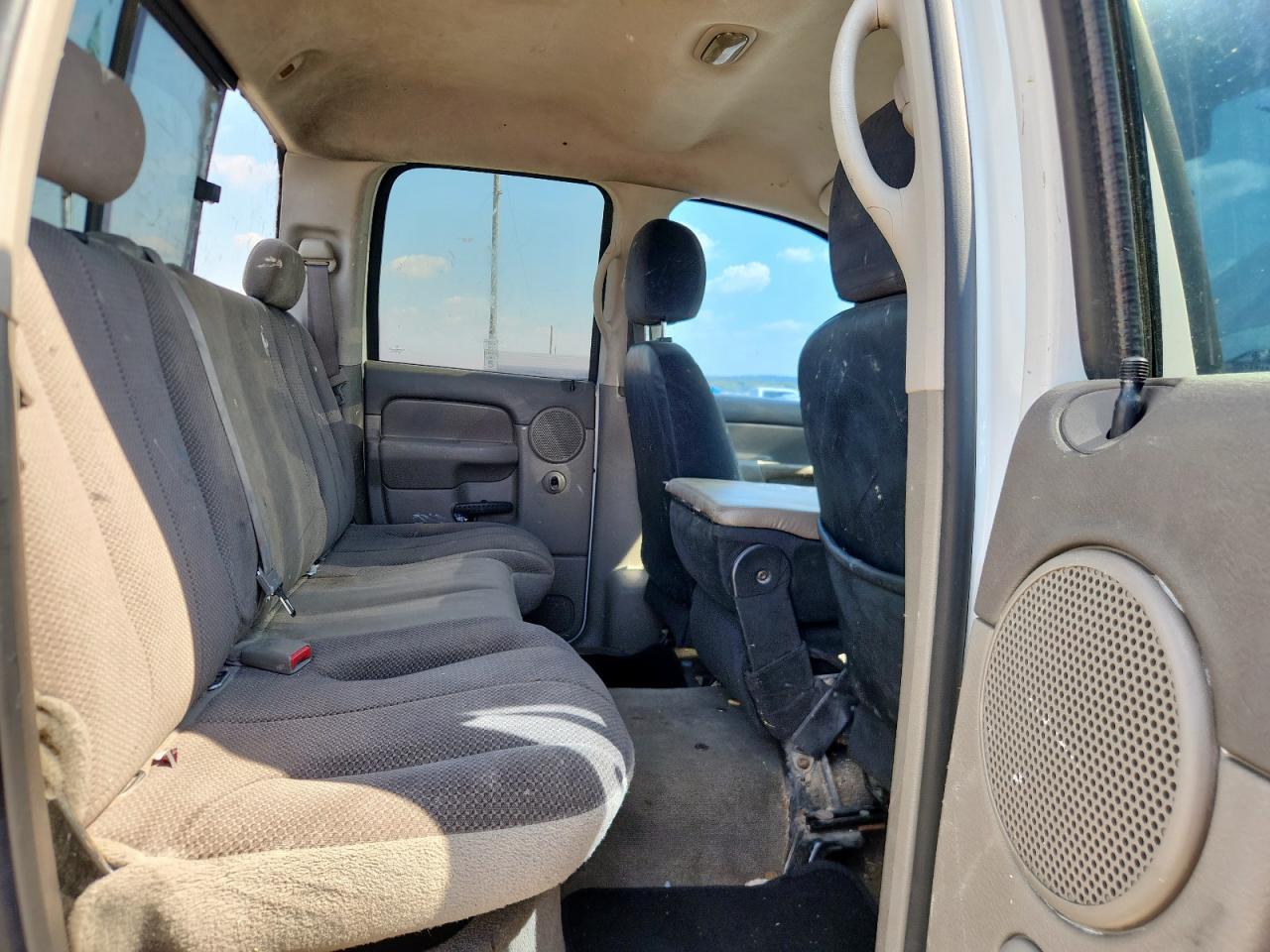 2004 DODGE RAM 1500