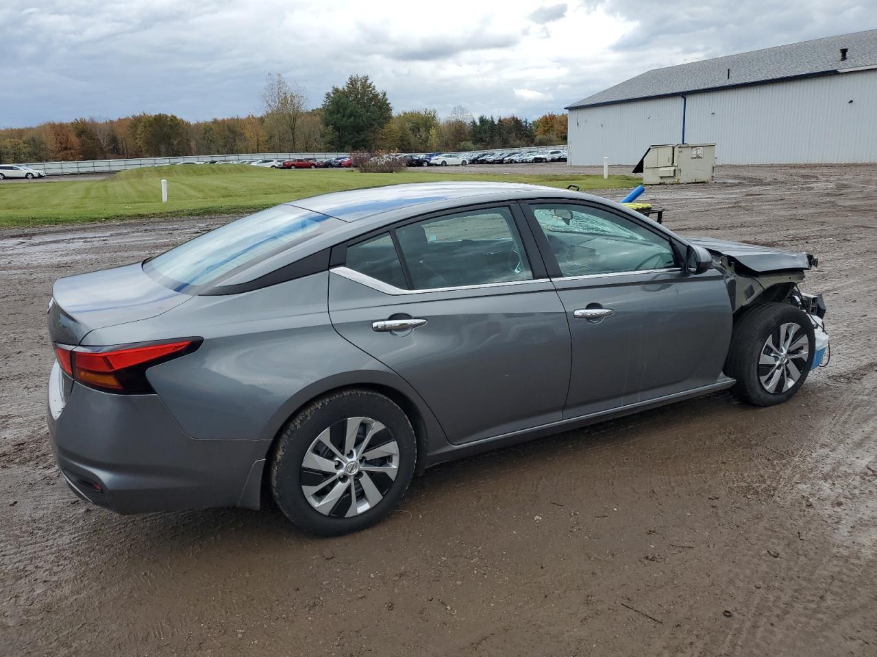 2022 NISSAN ALTIMA