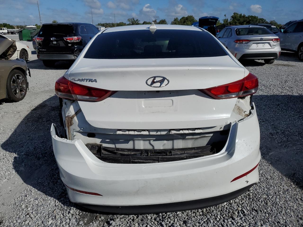 2017 HYUNDAI ELANTRA