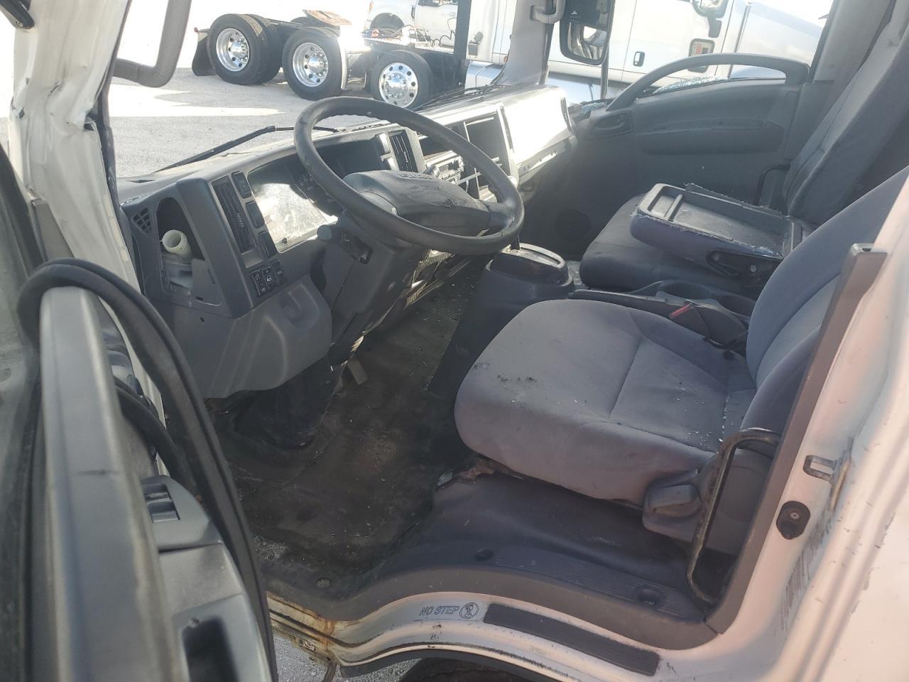 2021 ISUZU NPR