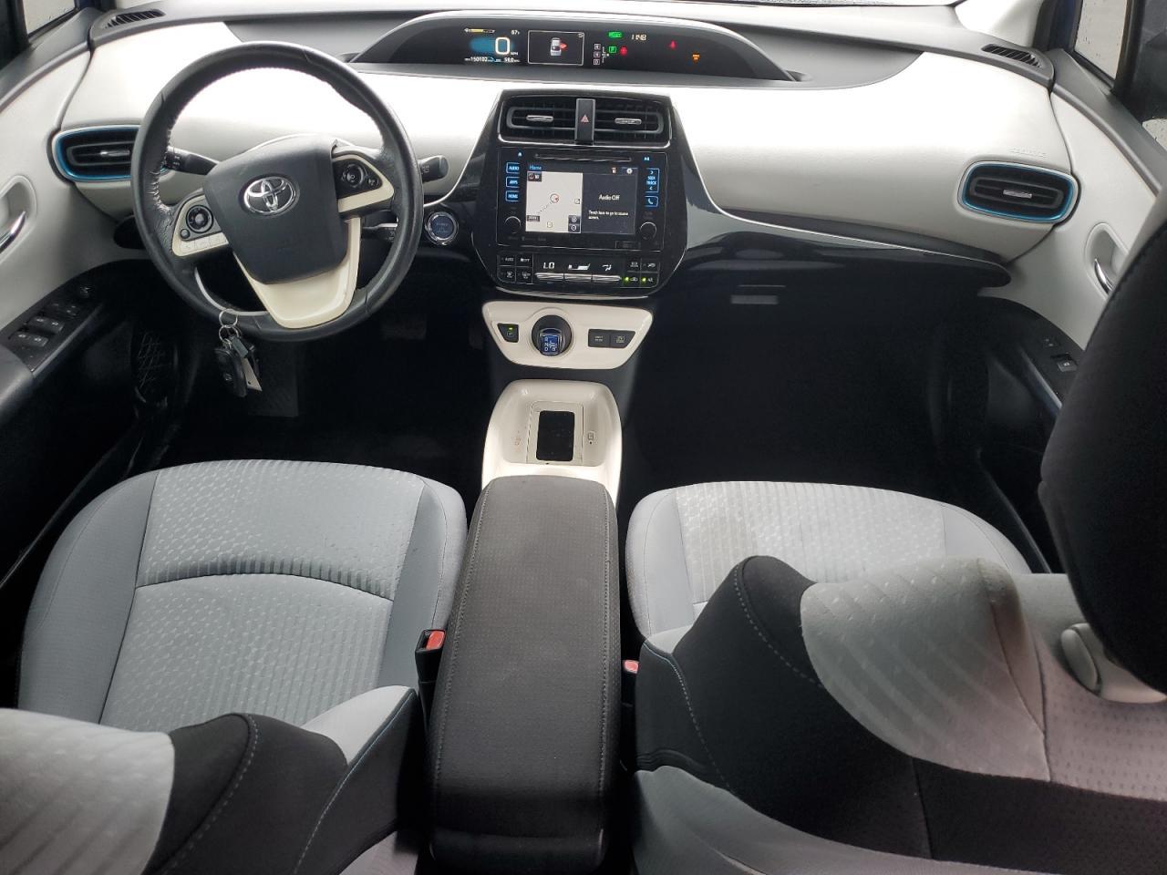2016 TOYOTA PRIUS