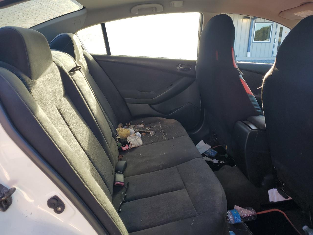 2010 NISSAN ALTIMA