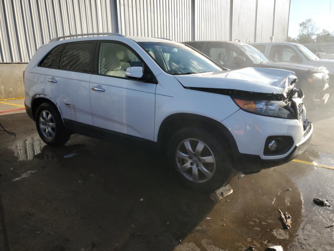 2013 KIA SORENTO